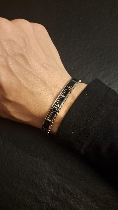 Legacy Bezel Bracelet